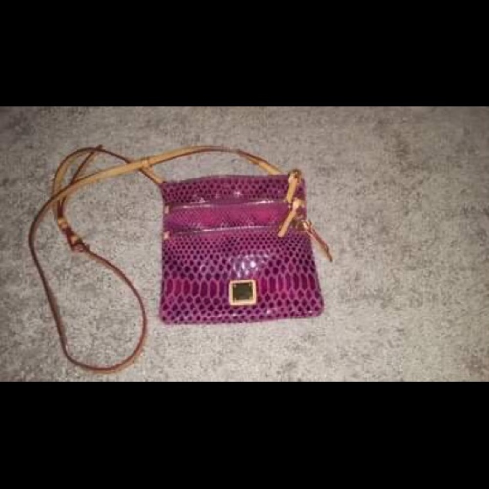 Dooney and Bourke leather bag Crossbody - purple